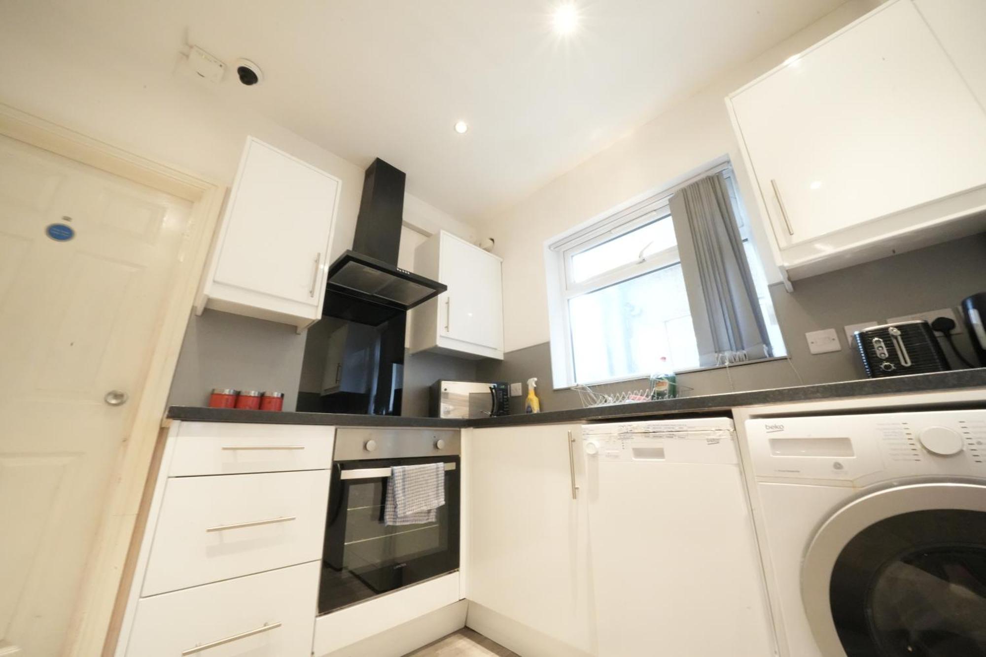 Grand Airport Ensuites Harmondsworth Екстериор снимка